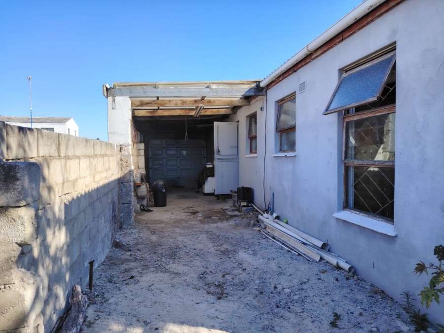 2 Bedroom Property for Sale in Woodlands Western Cape